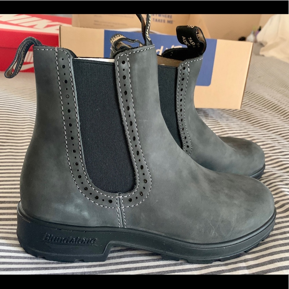 New Blundstone Womens Boots Black 1630 size 8